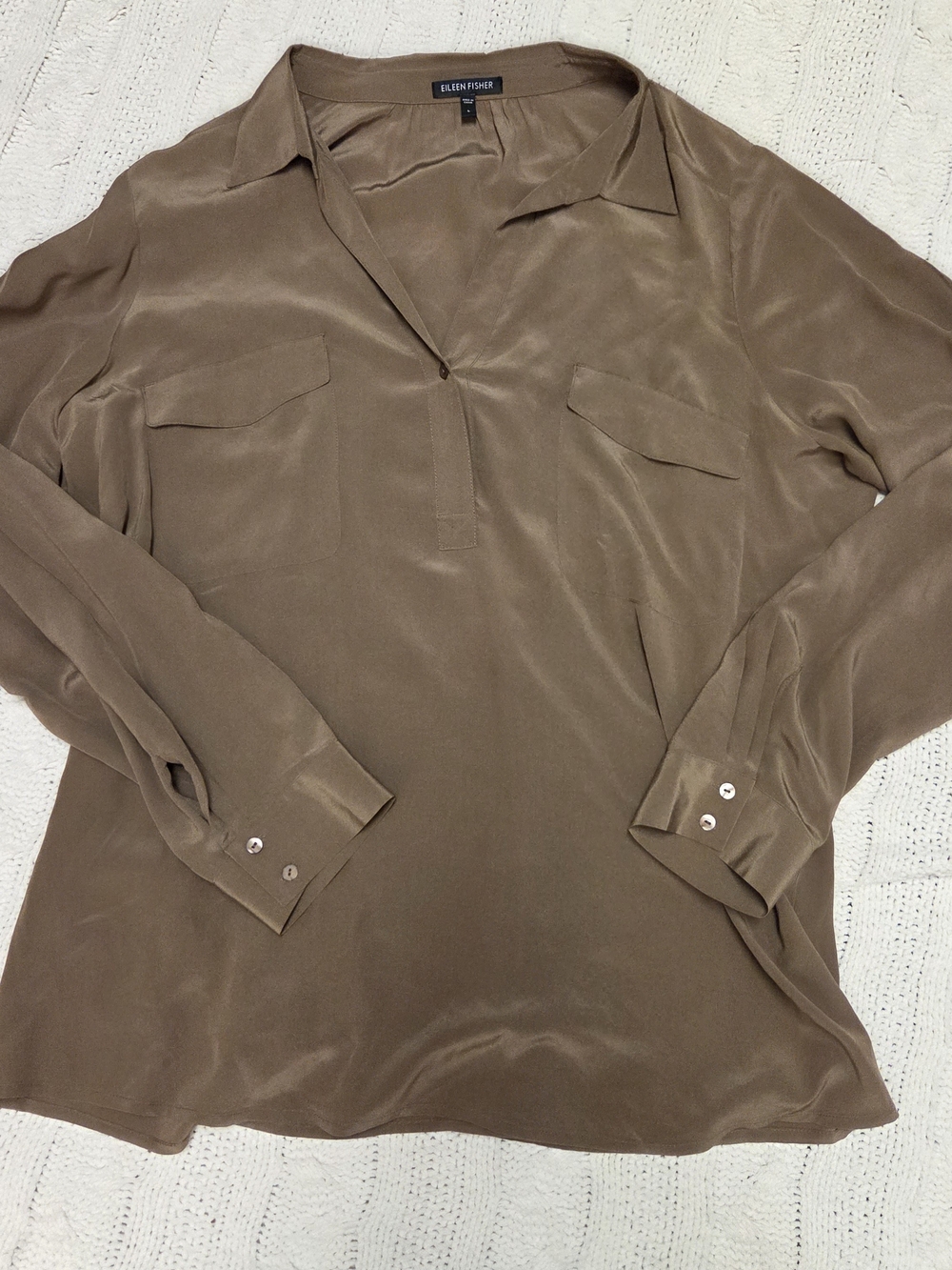 Eileen Fisher Taupe V-Neck Long Sleeve 100% Silk Blouse